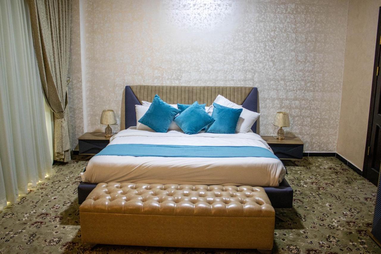 The Castle Hotel Amman Esterno foto