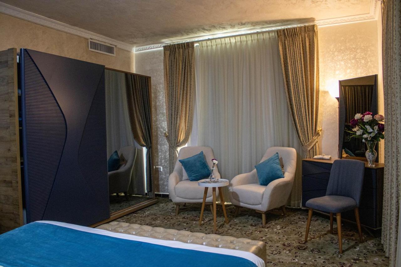 The Castle Hotel Amman Esterno foto
