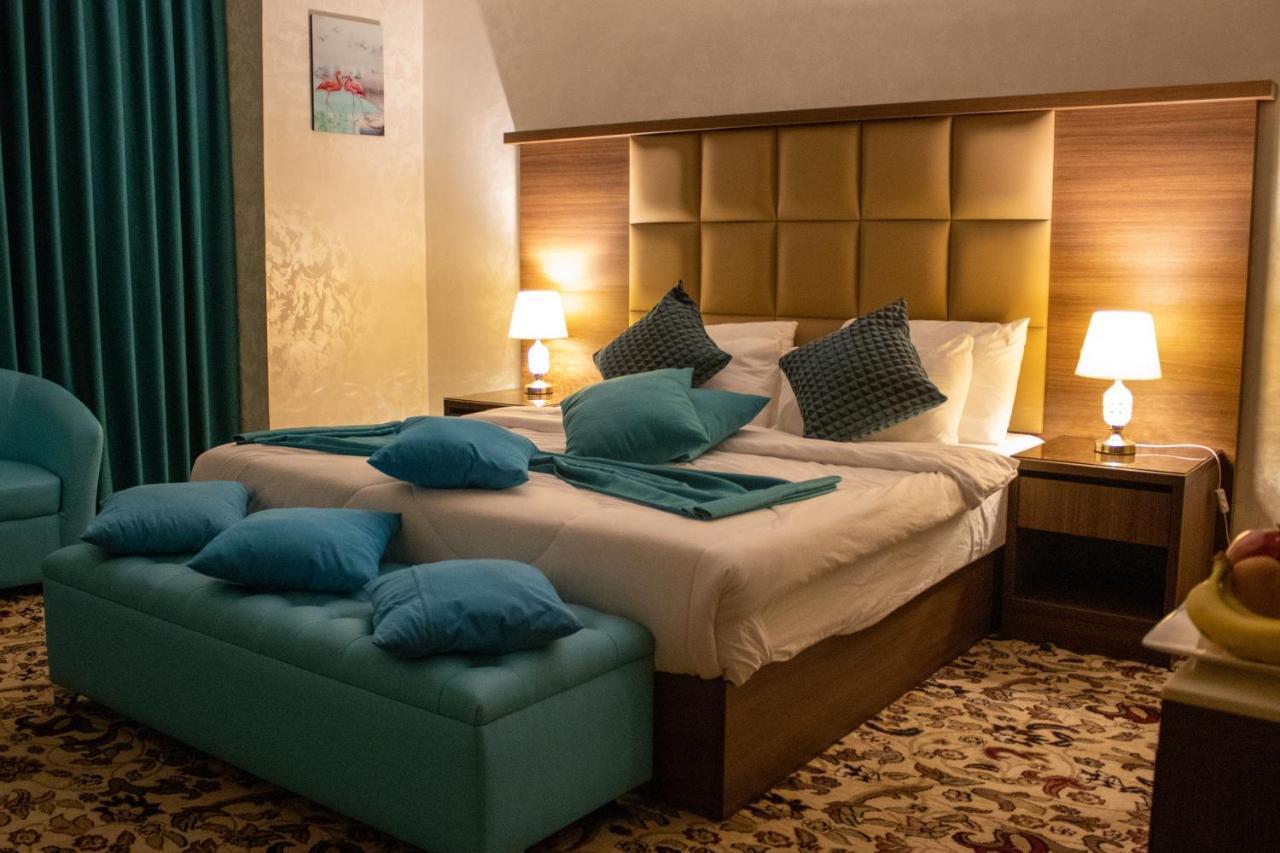 The Castle Hotel Amman Esterno foto