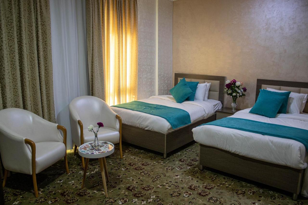 The Castle Hotel Amman Esterno foto