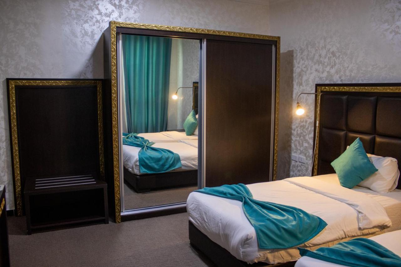 The Castle Hotel Amman Esterno foto