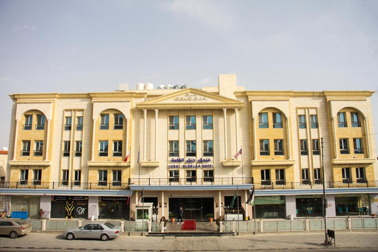 The Castle Hotel Amman Esterno foto